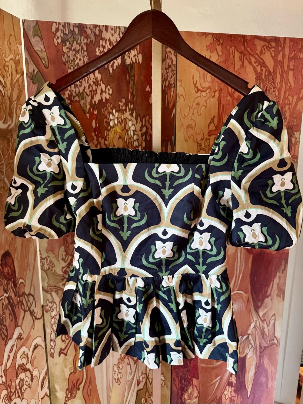 ELIZABETH JAMES Cara Top in Deco Tulip - Black & Green, fits XS or S
